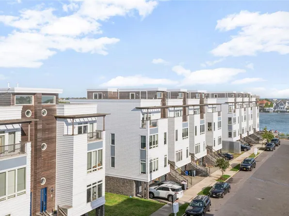 150 Beach 6th Street, Far Rockaway, NY 11691