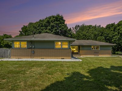 3715 Lancaster Dr, Kalamazoo, MI, 49006