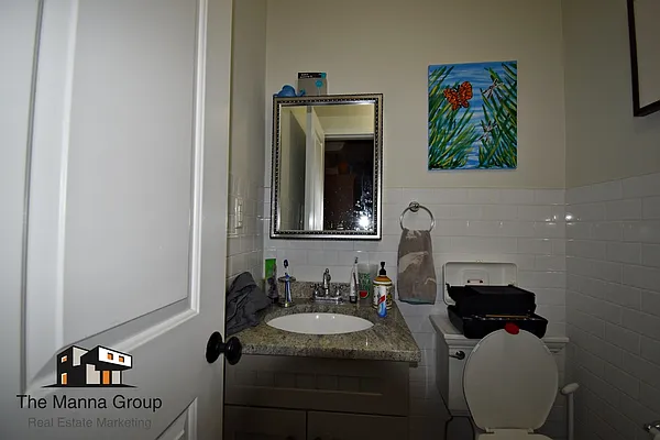 Rented by Bold New York | media 24