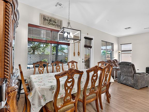 4th image of 43961 W KRAMER Lane