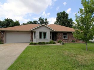 1815 W Primrose St, Springfield, MO 65807