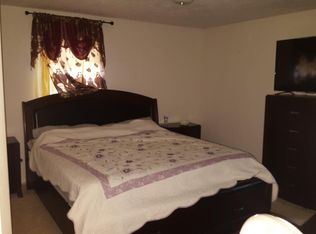 1523 W Daytona Dr, Peoria, IL 61614