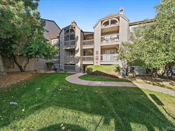 9262 E Arbor Circle #B, Englewood, CO 80111