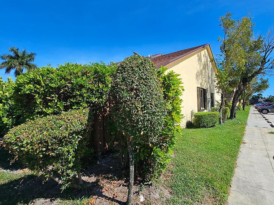 1st image of 491 Springdale Circle
