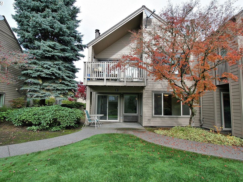 1st image of 2410 SE Baypoint Dr Unit 66