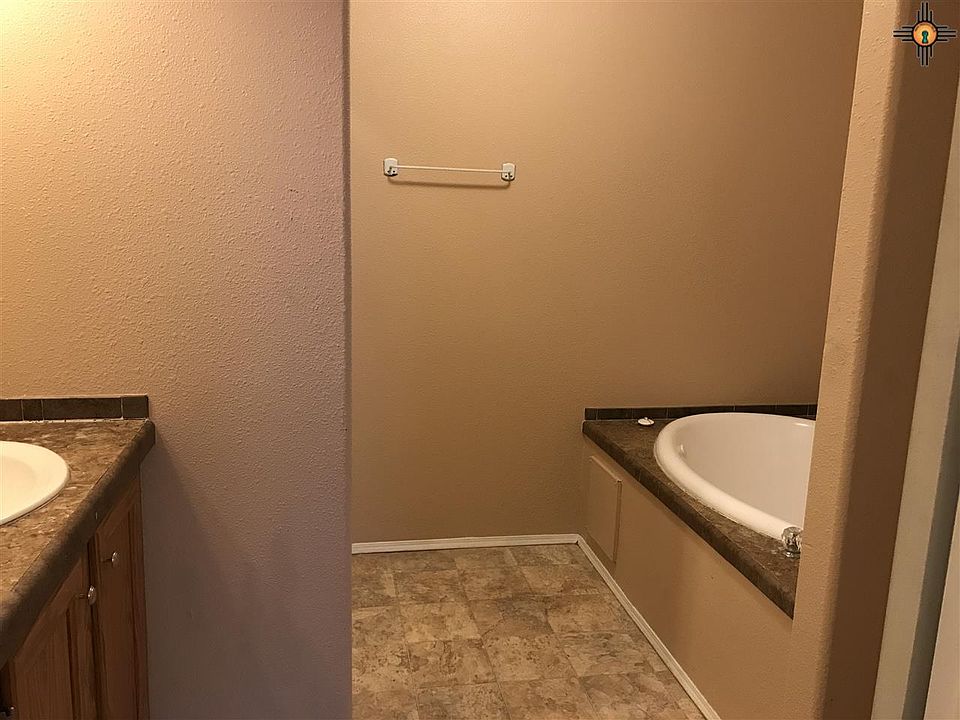 2nd image of 3513 W Smith Ave