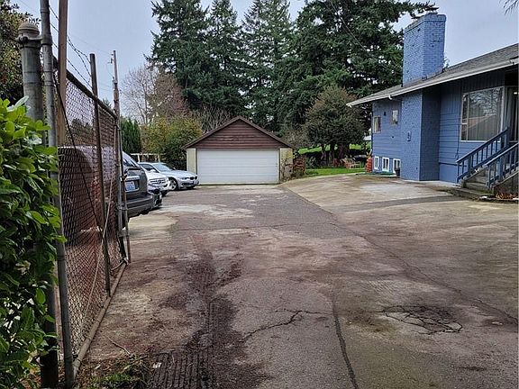4th image of 11230 12th Ave S