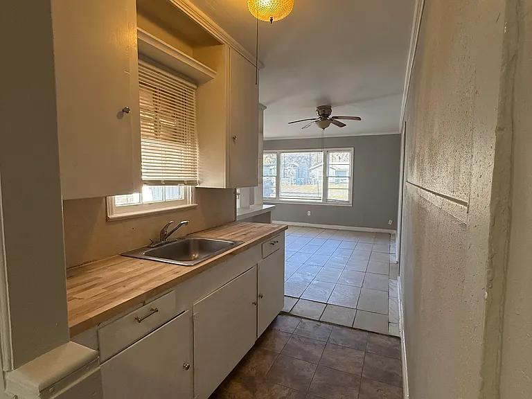 2837 Valley Ridge Rd — Photo 6