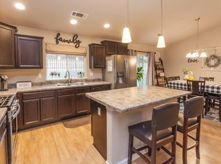 5664 Constitution Way, Redding, CA 96003