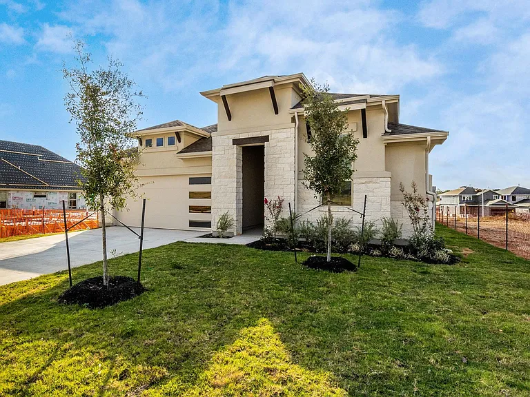 320 Coral Gate Trl — Photo 1