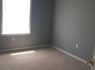 14 Robin Ln, Morgantown, WV 26508