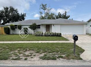 10744 119th St, Seminole, FL 33778