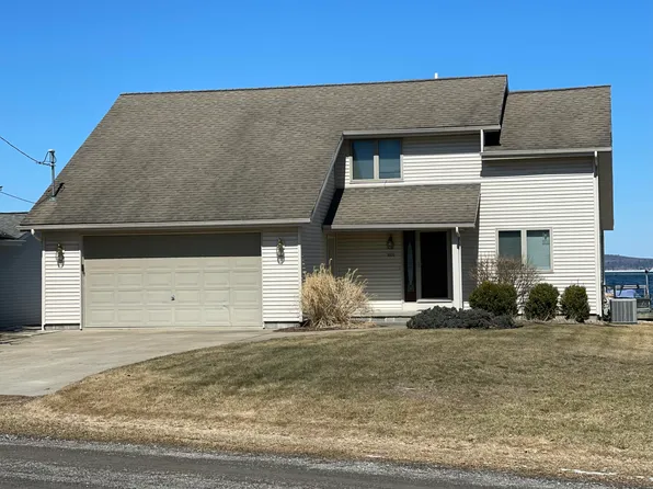 866 W Lake St, Spruce, MI 48762