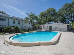 5285 62nd St N APT 221, Kenneth City, FL 33709