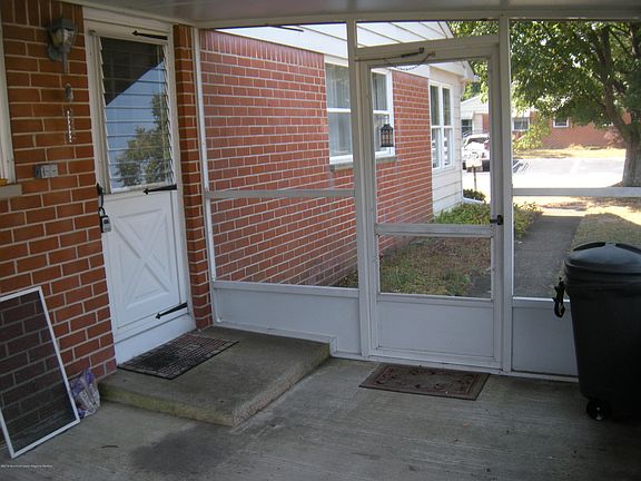 4th image of 991 Constitution Blvd #A