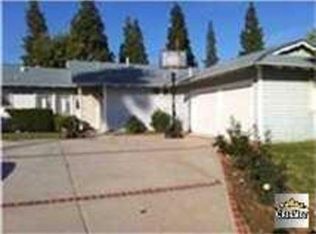 23017 Ingomar St, Canoga Park, CA 91304