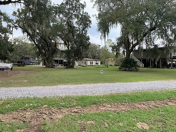 4th image of 1029 Park Estates Ct