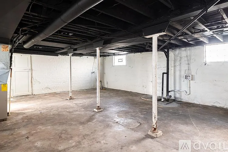 1015 Woodley Rd — Photo 37