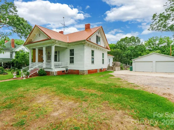 122 Lancaster St, Chester, SC 29706