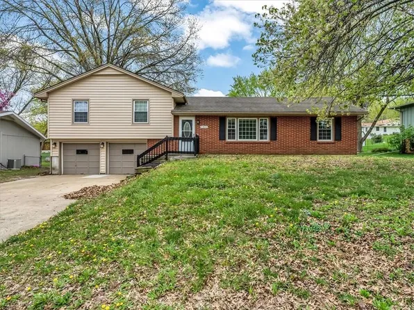 1310 Baltimore St, Pleasant Hill, MO 64080