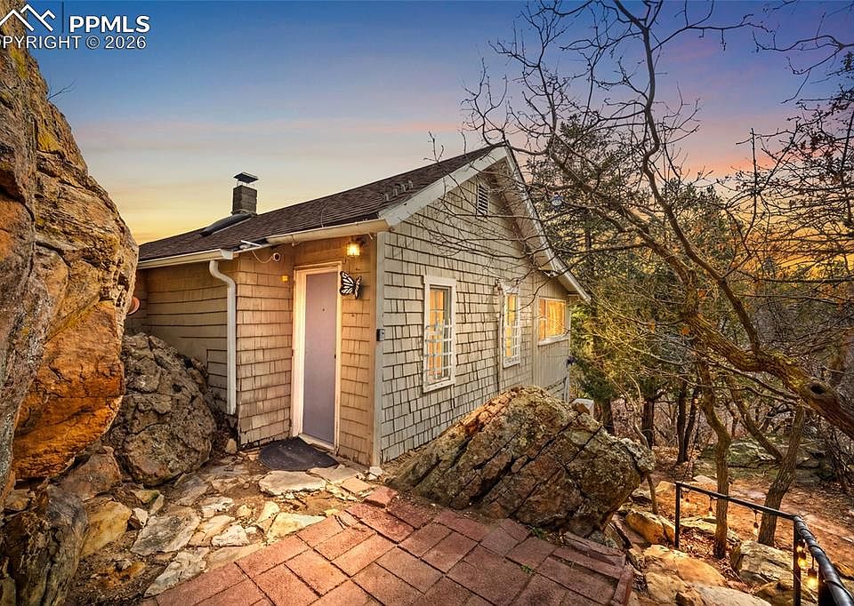 1st image of 465 Gold Camp Rd