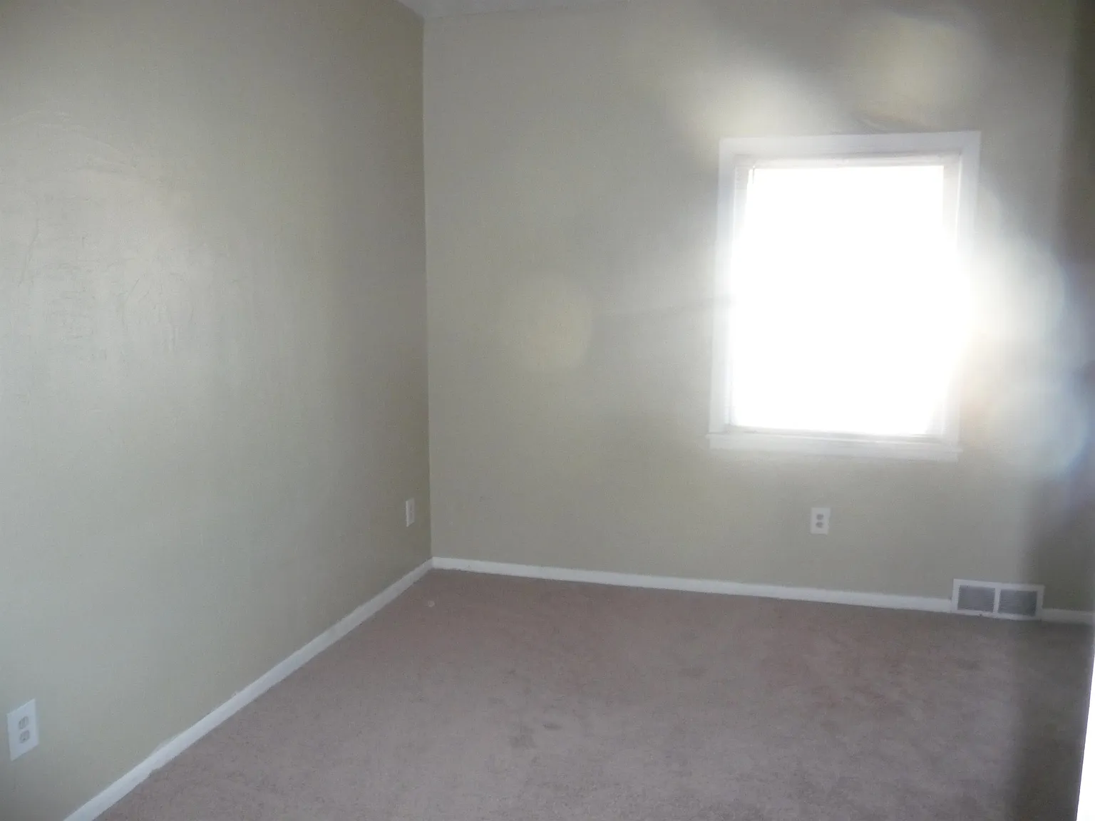 546 Greenfield Ave #1PITTSBURG photo 1