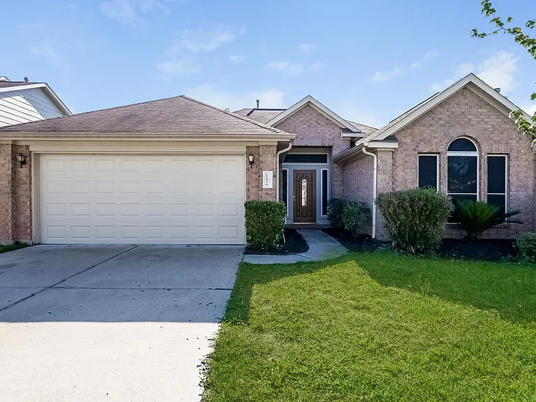 12534 Blinnwood Ln — Photo 1