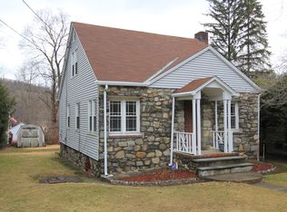 6 Birch Rd, Lincolndale, NY 10541