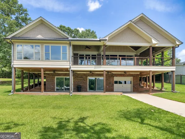 210 Roberts Point Rd, Jackson, GA 30233