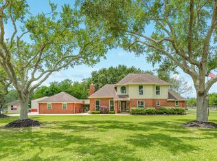 5620 County Road 166, Alvin, TX 77511