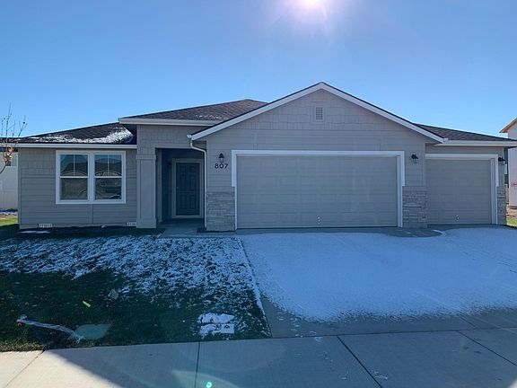 2nd image of 807 White Tail Dr