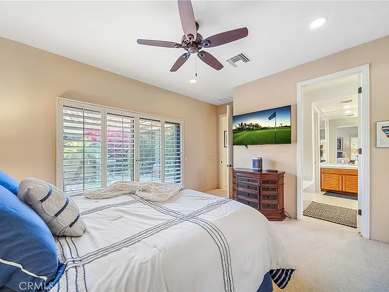 55840 Pebble Bch — Photo 32