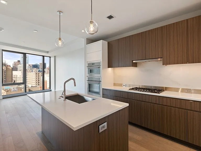 100 Shawmut Ave #1005 — Photo 1