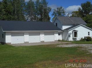 29162 Simar Wasas Rd, Mass City, MI 49948