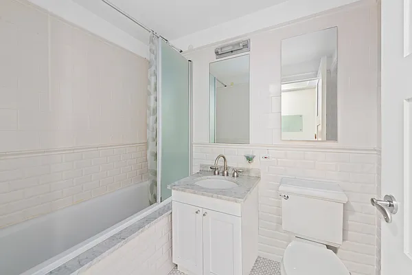 Rented by Corcoran | media 15