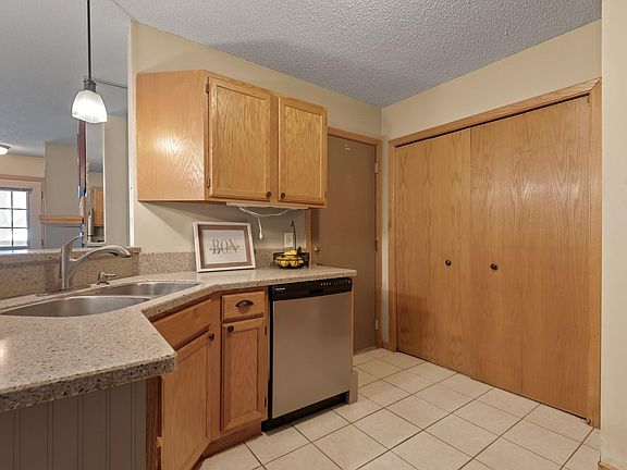 2nd image of 10005 Russell Ave N APT 5