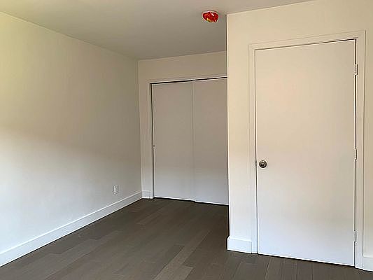 4th image of 145 E 27th St APT 11P
