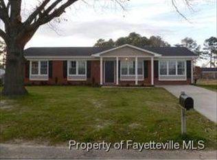 117 Brocton Dr, Fayetteville, NC 28303