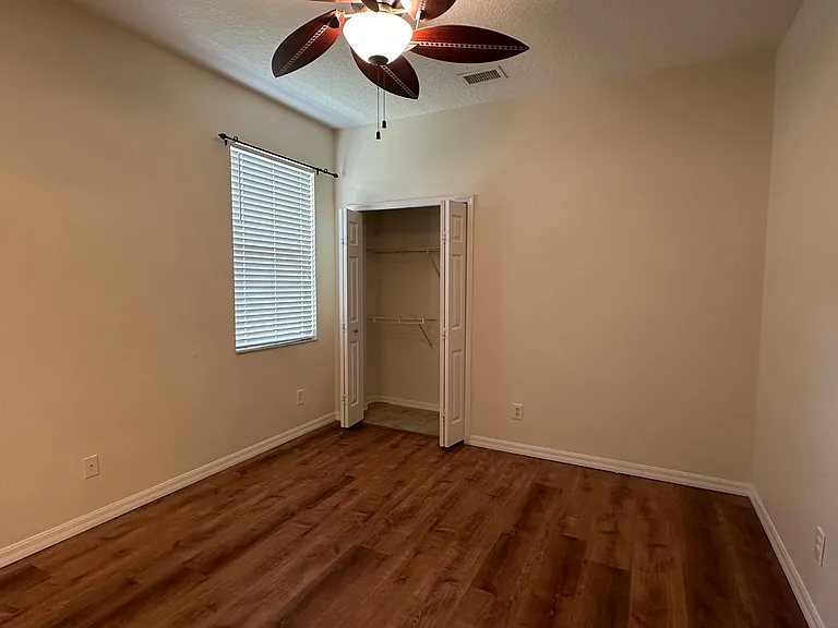 1653 Cherry Ridge Dr — Photo 16