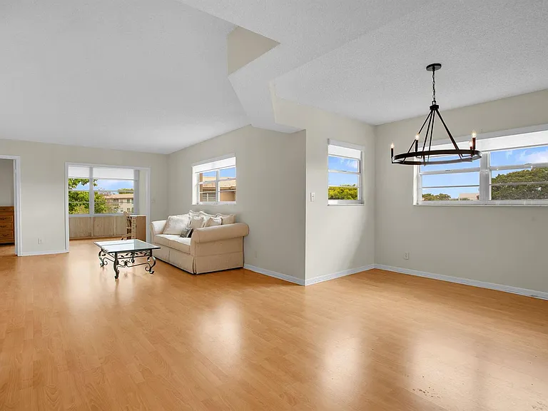 1605 Abaco Dr #M4 — Photo 12