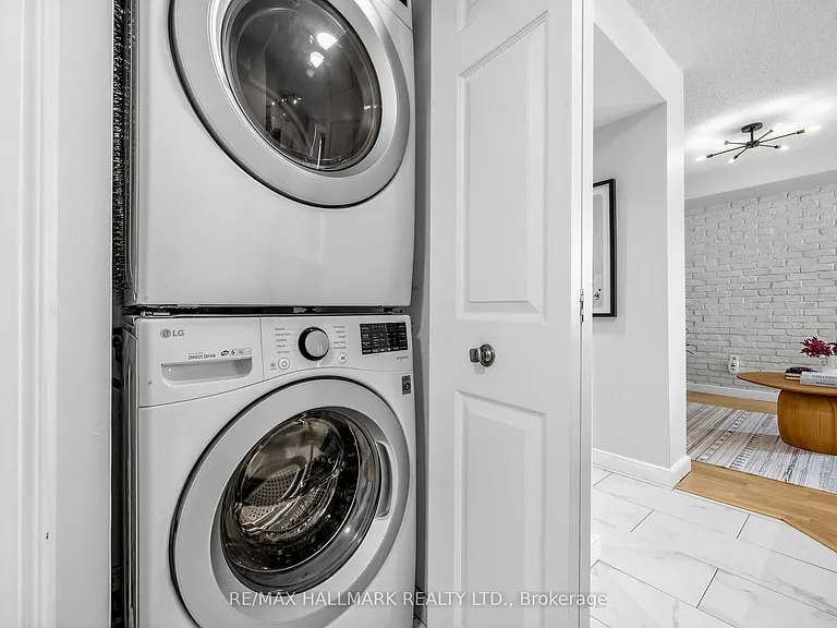 311 Richmond St E #303 — Photo 16