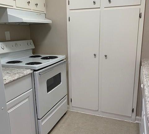 4th image of 4036 Bellefontaine St