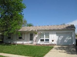 310 Hamrick Ave, Romeoville, IL 60446