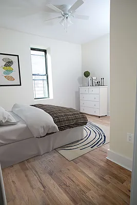 Rented by Evergreen Apartments BK | media 13