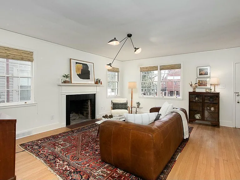 821 N Buchanan Blvd #B — Photo 7