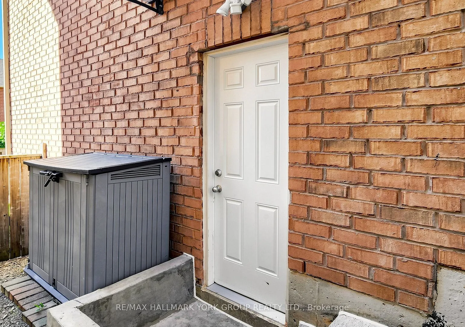 2 bed, $1,950 — Photo 3