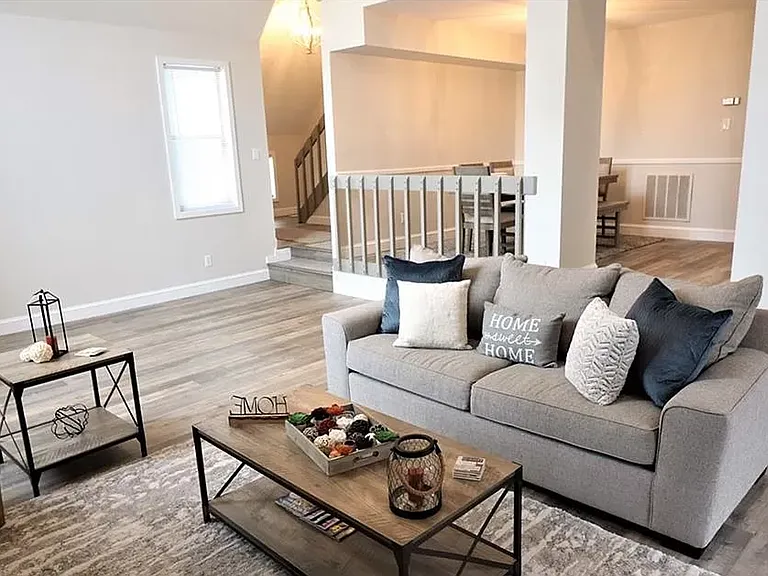 5733 Waterwood Dr — Photo 9