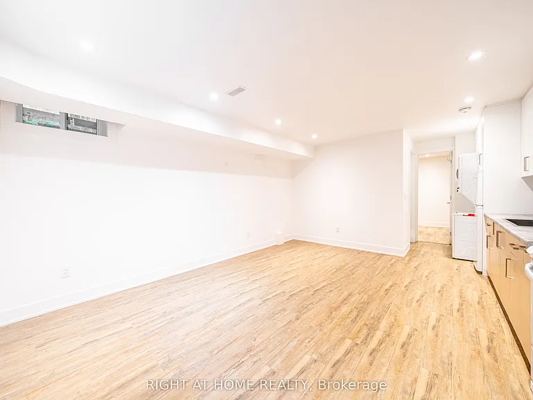 49B East Dr #BASEMENT — Photo 8