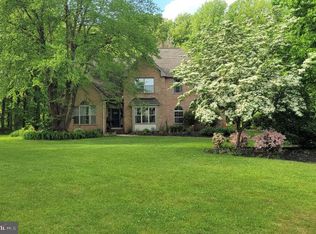 104 Buttonwood Ct, Pilesgrove, NJ 08098