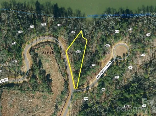 374 E Settings Blvd NW, Valdese, NC 28690